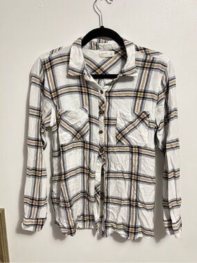 Lightweight White Plaid Button-Up Shirt with Navy & Mustard